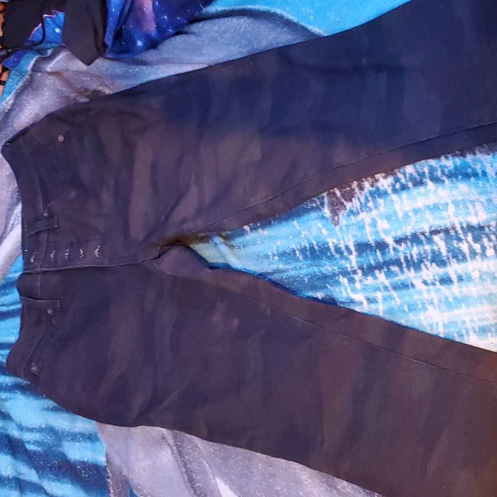 Time and Tru curvy dark camo skinny jeans